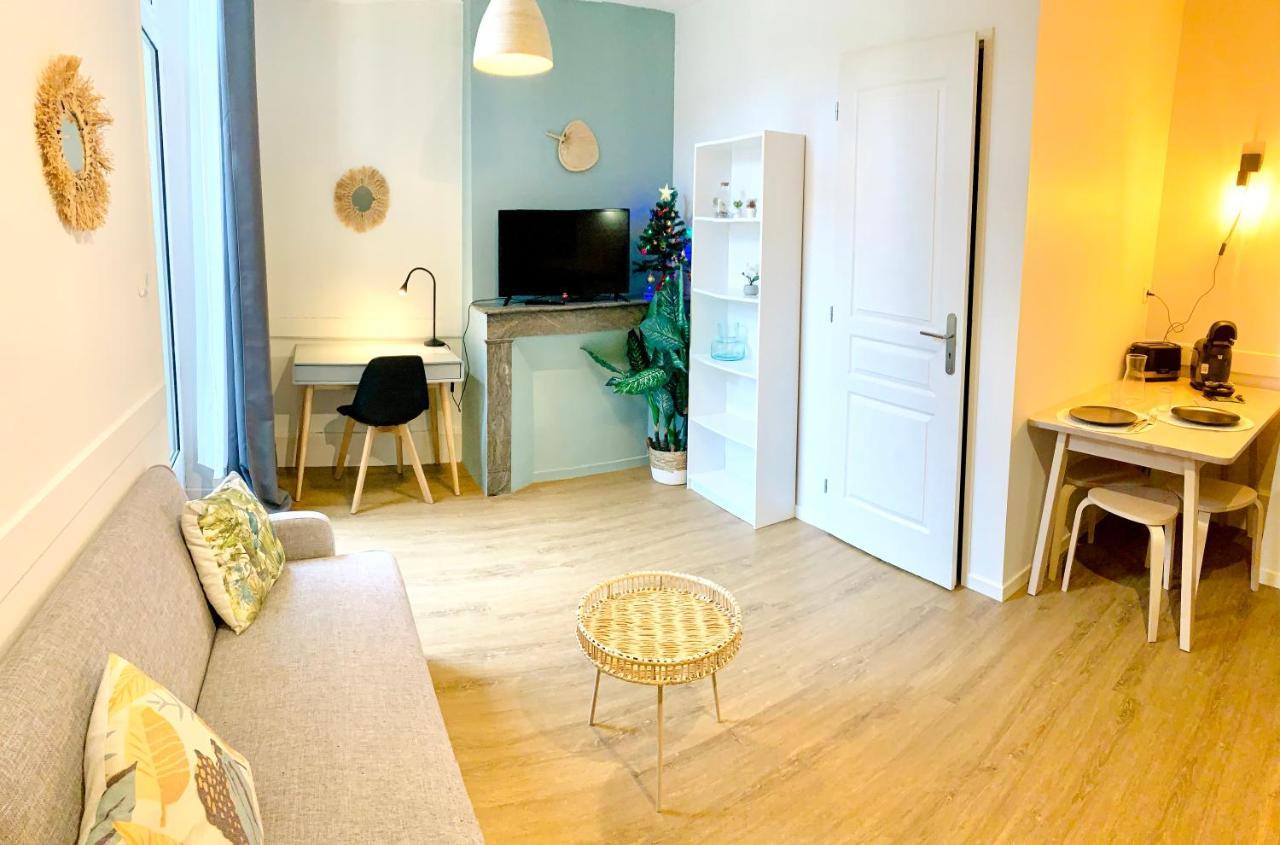 Le Dumon 2 - T2 Avec Garage - Terrasse - Wifi - Gare A 200M Apartman Agen Kültér fotó